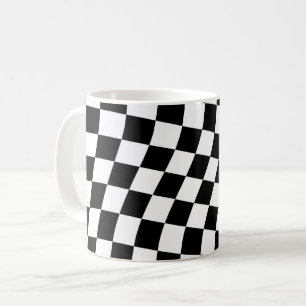 Verdrehtes Schwarz-Weiß kariertes Quadratmuster Kaffeetasse