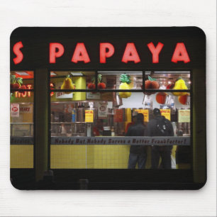 Vereinigte Staaten, New York. Gray's Papaya: Fenst Mousepad