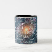 Verformtes UNIVERSUM Zweifarbige Tasse (Mittel)