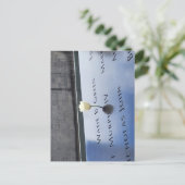 Vergessen Sie nie Postkarte (Stehend Vorderseite)