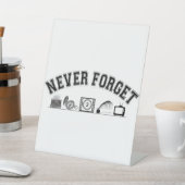 Vergessen Sie nie - Vintage Essentials Sockelschild (In SItu)