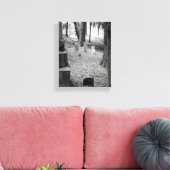Vergessenes Grab Leinwanddruck (Insitu (Wohnzimmer))