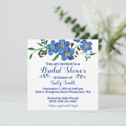Vergiss mich nicht blaues Brautparty mit floralen Einladung (Stehend Vorderseite)