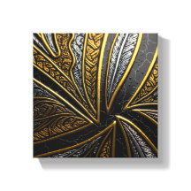 Vergoldete Fusion – Schwarze und goldene gravierte