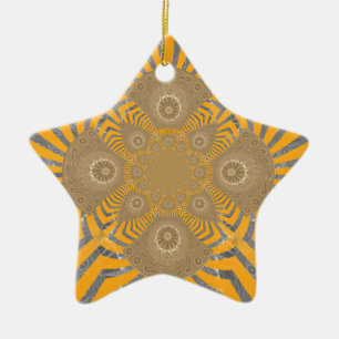 Vergoldeter Zephyr: Eleganz in goldenem Gelb und C Keramikornament
