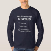 Verhältnis-Status: Lustiger Nerdgeschenk T - Shirt (Vorderseite)