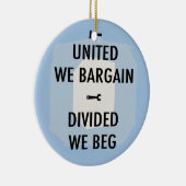 Verhandeln Sie oder bitten Sie III Keramikornament (Rechts)