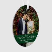 Verheiratet Merry Calligraphy Heart Wedding Green Ornament (Vorderseite)