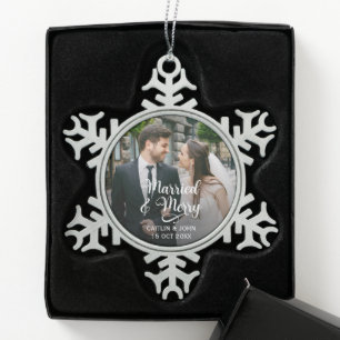 Verheiratet Merry Newlyweds Erstes Foto Schneeflocken Zinn-Ornament