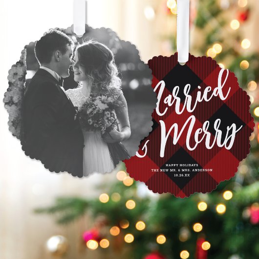 Verheiratet & Merry Script Rotes Kariertes Foto We Ornament Karte