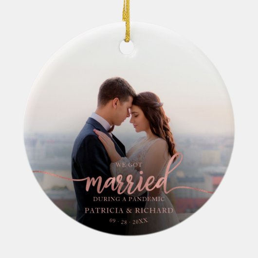 Verheiratet während einer Pandemie Foto Rose Gold  Keramik Ornament (Hinten)