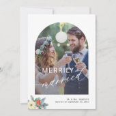 Verheiratete, schlichte 2 Fotos Hochzeit Feiertagskarte (Vorderseite)