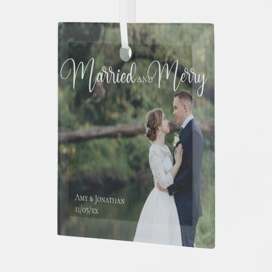 Verheiratete und fröhliche Elegante Hochzeit Foto Ornament Aus Glas (Vorderseite links)