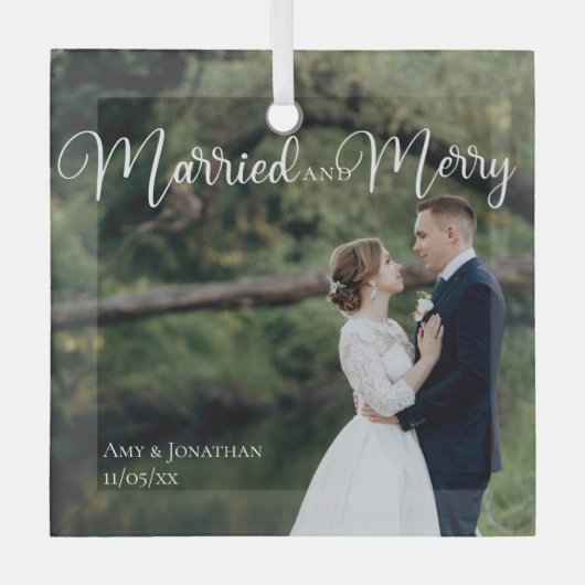 Verheiratete und fröhliche Elegante Hochzeit Foto Ornament Aus Glas (Vorderseite)