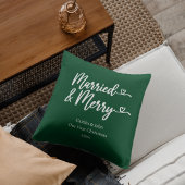 Verheiratete und fröhliche erste Weihnachtsgrün Kissen