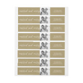 Verheiratete und fröhliche Hochzeitsankündigung im (Bogen)