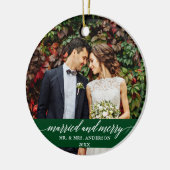 Verheiratete und fröhliche Hochzeitskalligrafie Gr Keramik Ornament (Links)