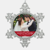 Verheiratete und fröhliche Hochzeitskalligrafie Ro Schneeflocken Zinn-Ornament (Vorderseite)