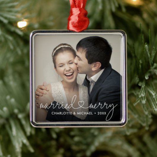 Verheiratete und komfortable Herzschrift Moderne H Ornament Aus Metall (Baum)