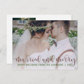 Verheiratete und Merry Calligraphie | Neugezogenes Feiertagspostkarte (Vorne/Hinten)