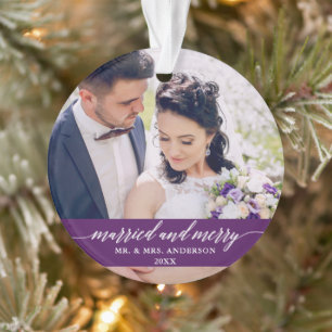 Verheiratete und Merry Wedding Calligraphy Lila Ornament