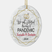Verheirateten während einer Pandemie Keramik Ornament (Rechts)