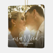 Verheiratetes, elegantes Skriptüberlagertes zweise Keramikornament (Links)