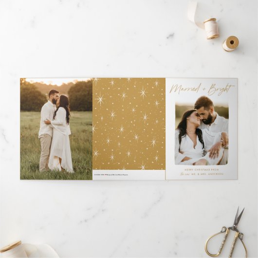 Verheiratetes und helles Gold Script 4 Foto Dreifach Gefaltete Urlaubskarte (Außenbereich)