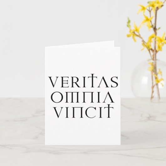 Veritas Omnia Vinciational Latin Quote Phi Karte (Gelbe Blume)