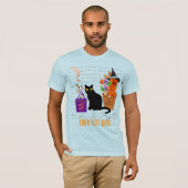 verkabelte Katze mit Kürbis in halloween bearbeitb T-Shirt (Vorne ganz)