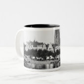 Verkauf des Holzes auf dem Fluss Trave, Lübeck, Zweifarbige Tasse (Vorderseite Links)