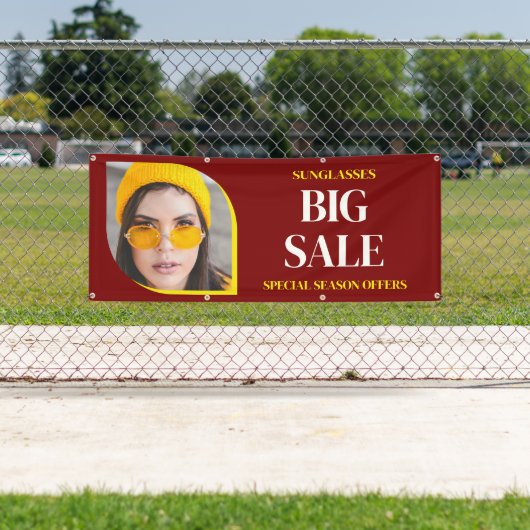 Verkaufsangebot für Sonnenbrillen mit individuelle Banner (Insitu)