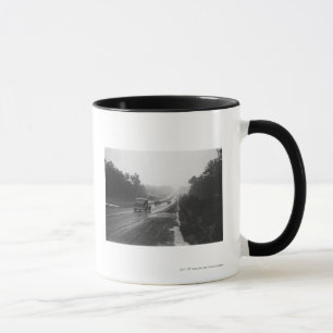 Verkehr auf Landstraße Tasse