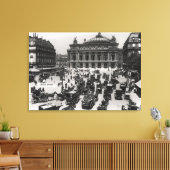 Verkehr vor der Pariser Oper Leinwanddruck (Insitu (Wohnzimmer))