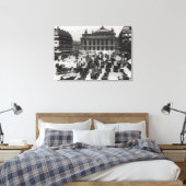 Verkehr vor der Pariser Oper Leinwanddruck (Insitu (Schlafzimmer))