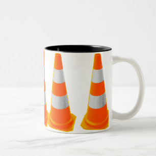 Verkehrskegel mit grauen Streifen Zweifarbige Tasse