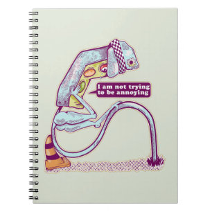 Verkehrsleichter sieht traurig aus notizblock