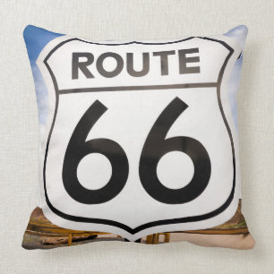 Verkehrsschild des Weges 66, Arizona Kissen