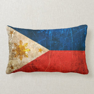Verkratzte und getragene Vintage philippinische Lendenkissen