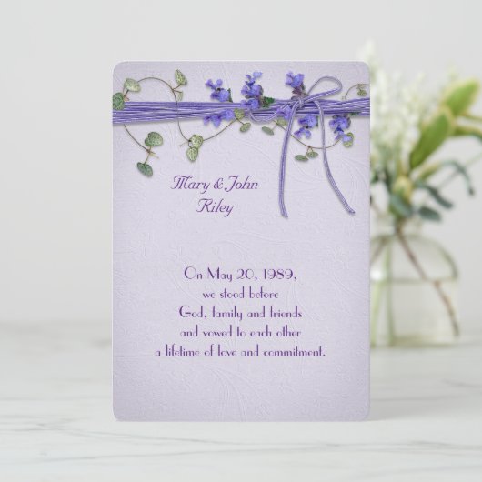 Verlängerung des lila geprägten Eheschließes Einladung (Stehend Vorderseite)