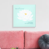 Verlangsamt, nicht zu spät - der weiße Lotus Leinwanddruck (Insitu (Wohnzimmer))