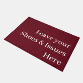Verlass deine Schuhe und Probleme an der Tür lusti Fußmatte (Schrägansicht)