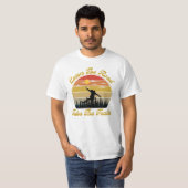 Verlass der Straße Wandern und Camping T-Shirt (Vorne ganz)