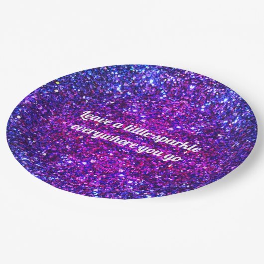 Verlass ein wenig Funken überall hin du gehst Pappteller (Schrägansicht)