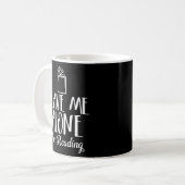 Verlass mir, ich lese Sarcastic Book Open Kaffeetasse (Vorderseite Links)