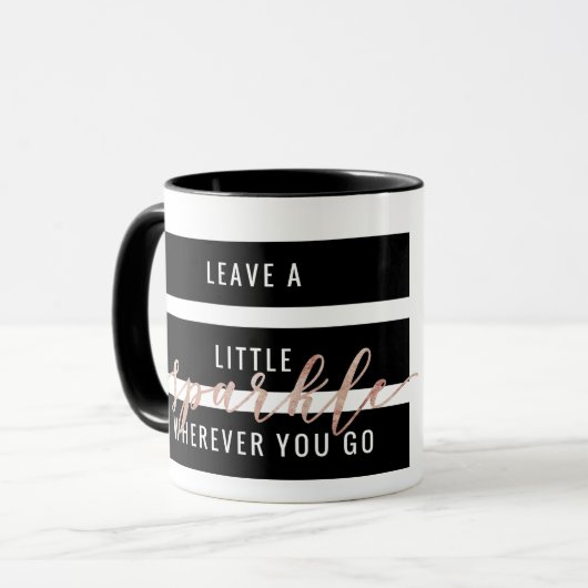 Verlassen Sie einen wenigen Schein, wohin Sie Tasse (Vorderseite Links)