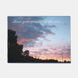 Verlassen Sie Ihre Probleme an der Tür…. Fußmatte