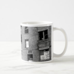 Verlassene Wohnung zu vermieten Kaffeetasse