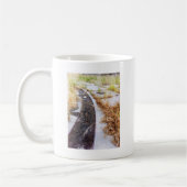 verlassener Gehweg Kaffeetasse (Links)