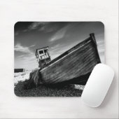 Verlassenes Boot auf Dungeness Strand Mousepad (Mit Mouse)